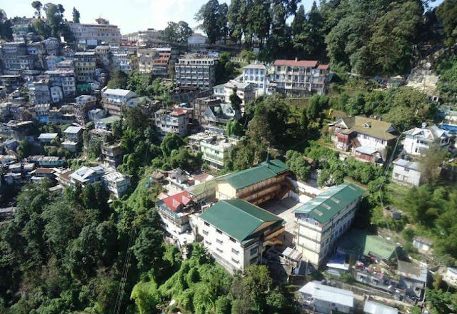 What is a legend of Dow Hill Kurseong?