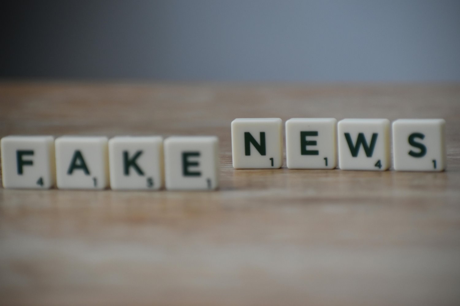 How to ensure you don’t fall victim of fake narratives?