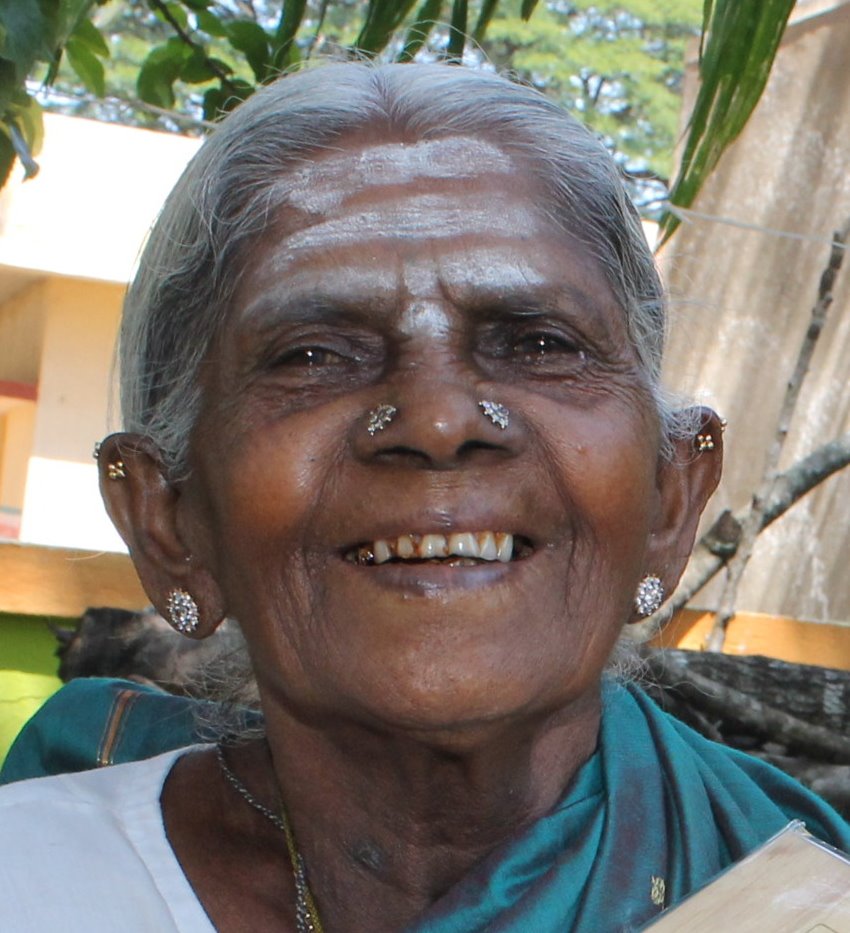 Who is Saalumarada Thimmakka?