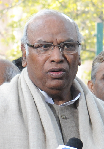 Did Mallikarjun Kharge Take Waqf Land?