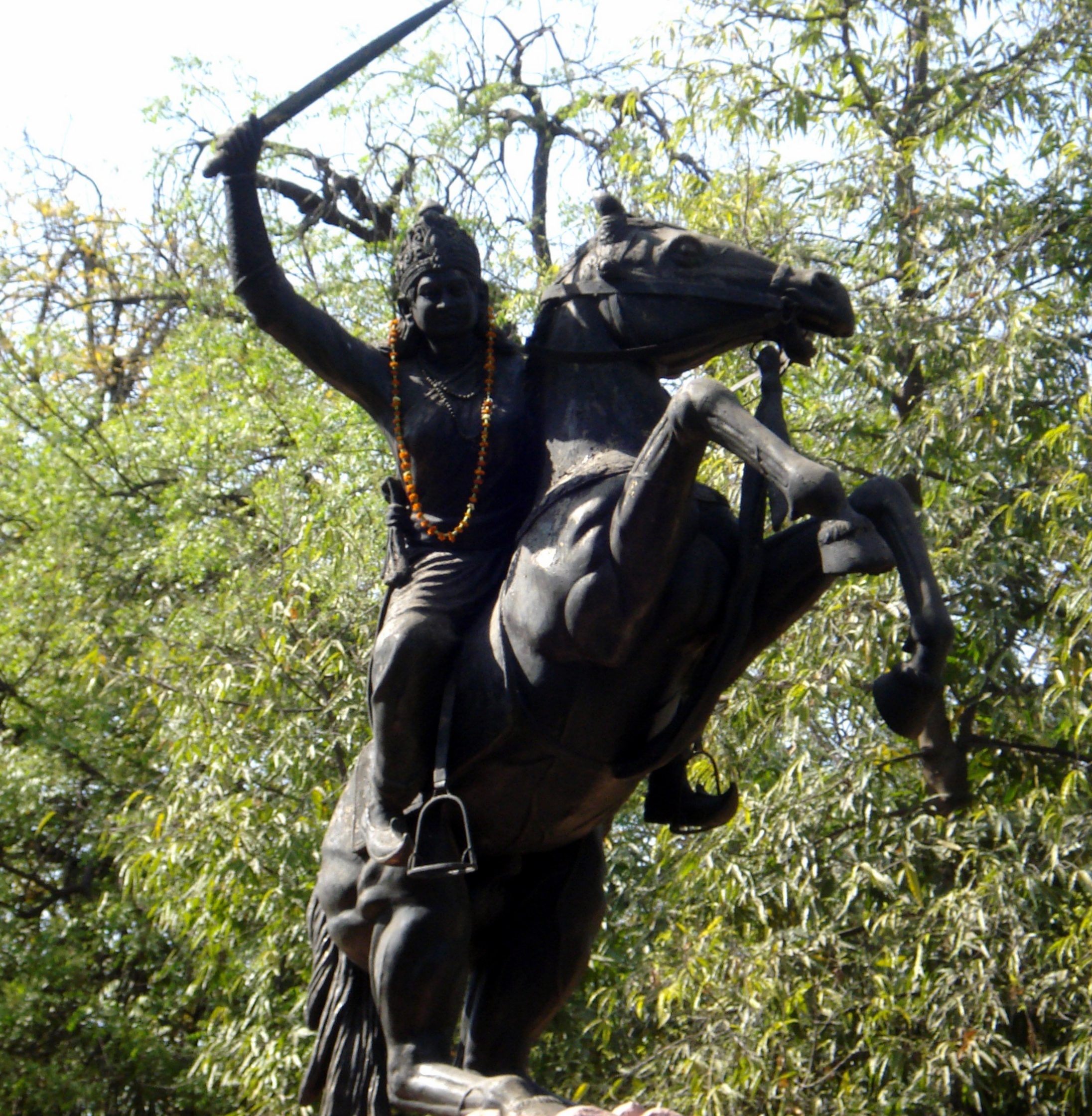Jhalkari Bai: The Forgotten Warrior Who Defied Empire and Caste