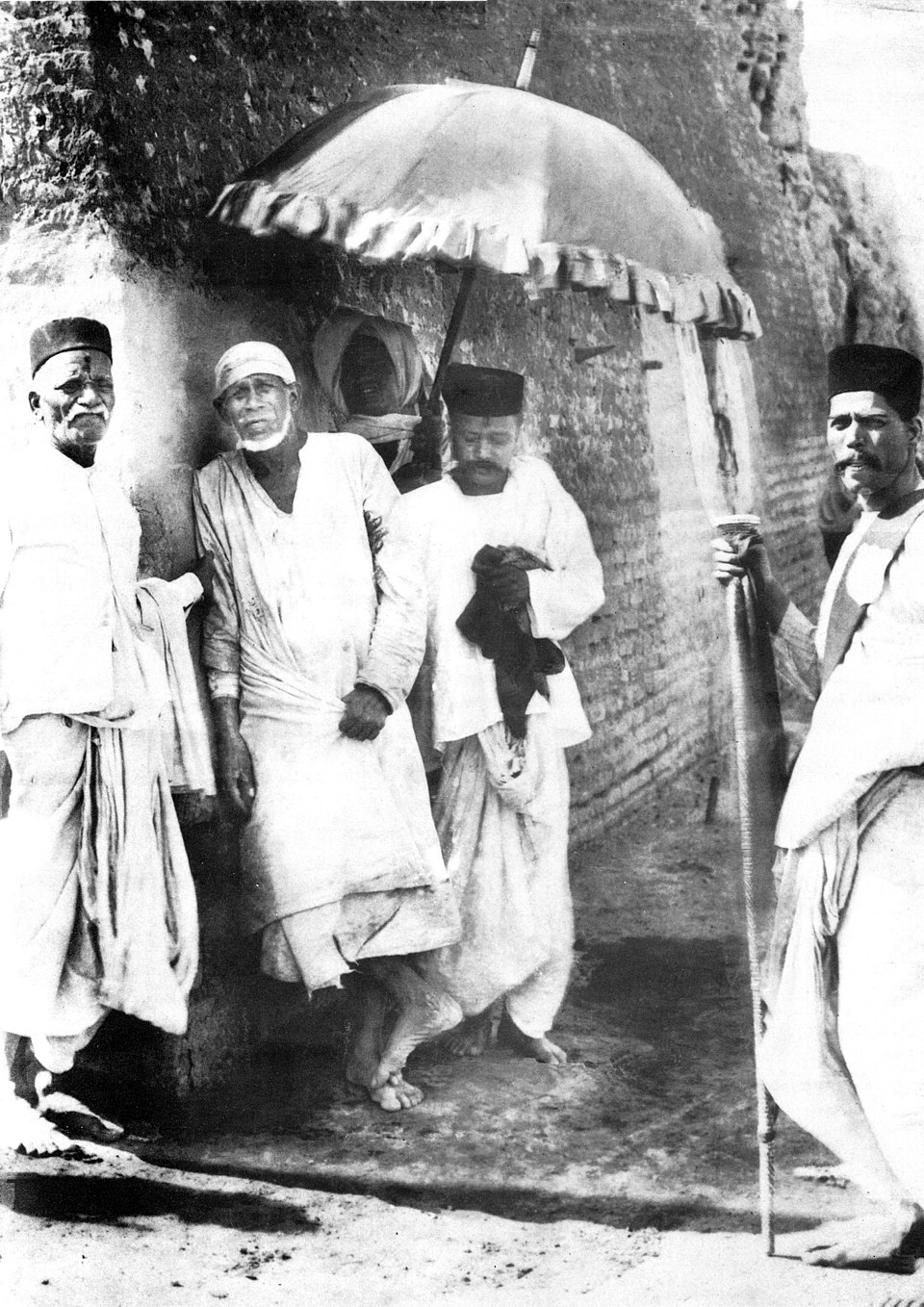 Sai Baba: The Mystic Healer of Shirdi and His Timeless Teachings