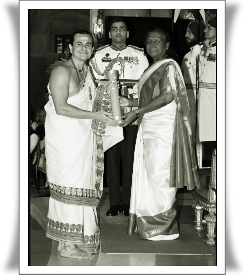 Jonas Masetti: A Global Ambassador of Vedanta and Indian Wisdom