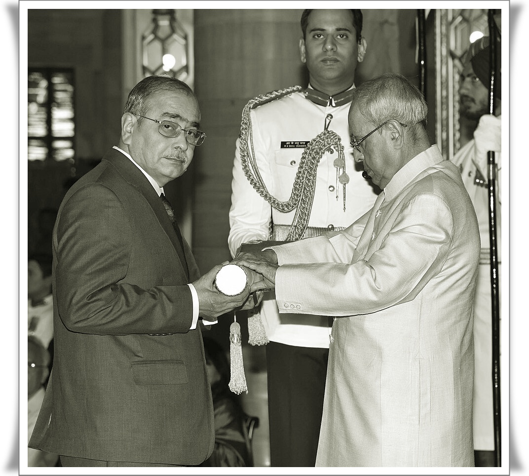 Appasaheb Dharmadhikari: The Spiritual Leader Transforming Social Service in Maharashtra
